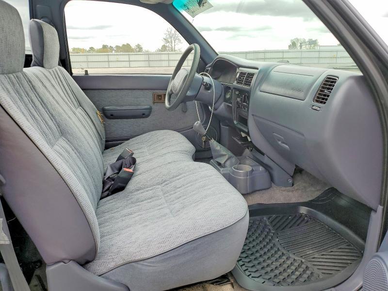 1999 Toyota Tacoma Base