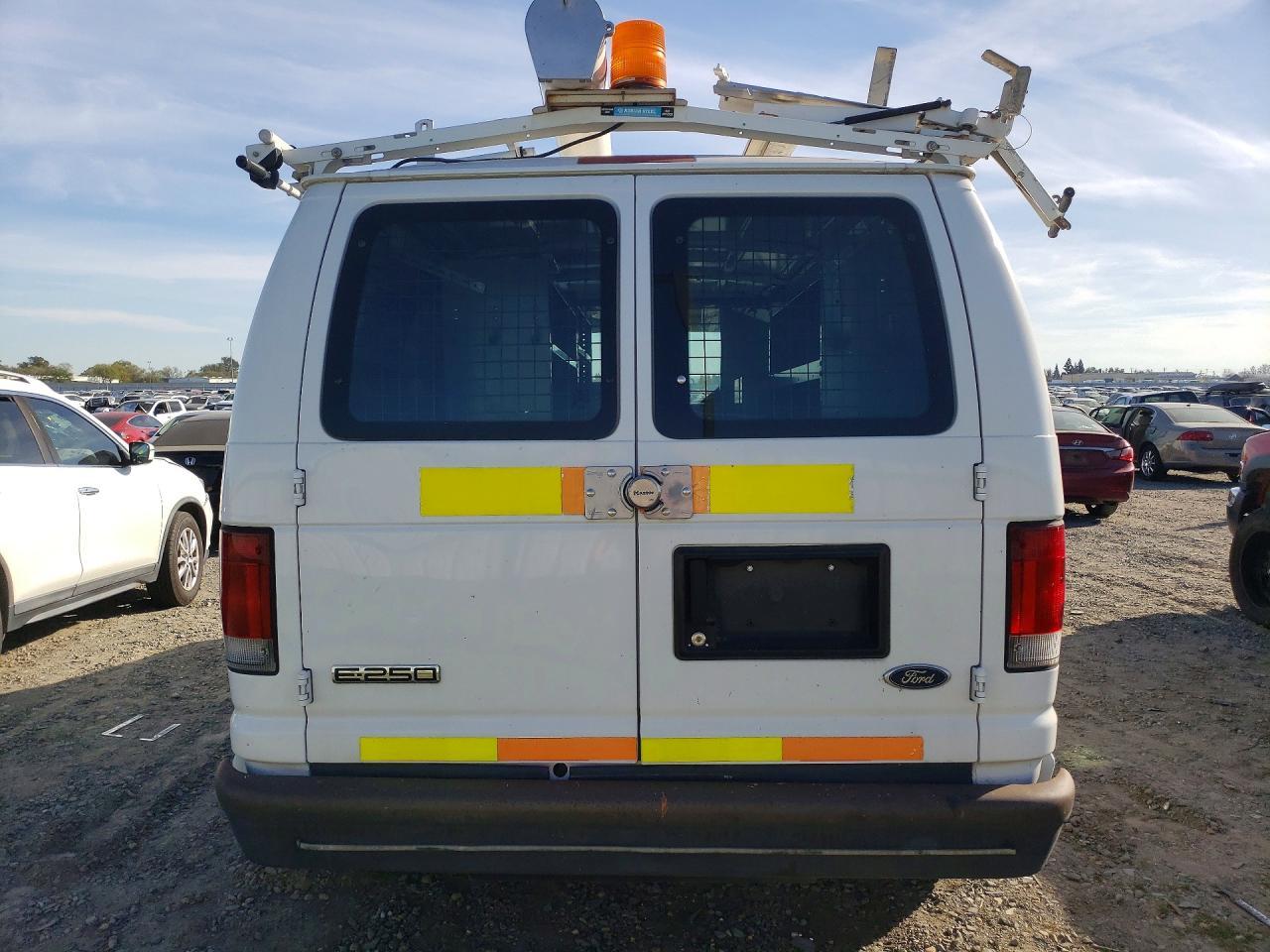 2010 Ford E-250