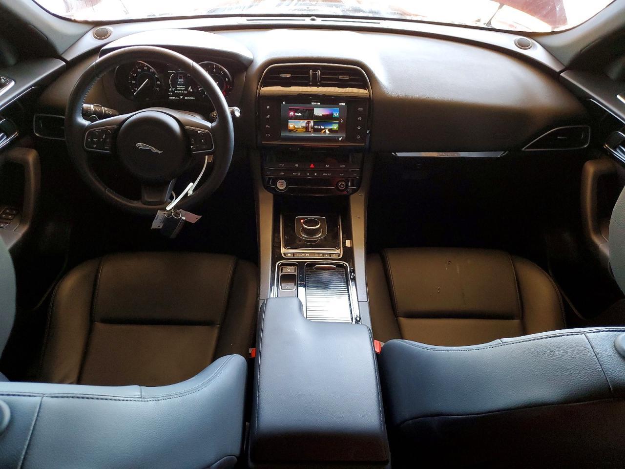 2018 Jaguar F-pace Premium