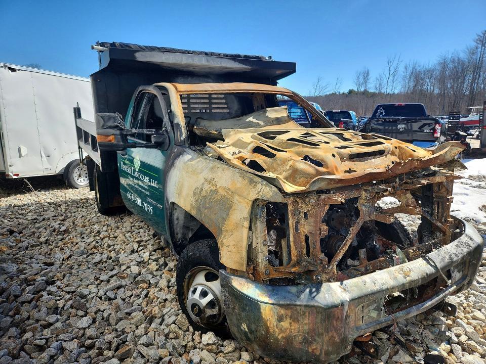 2018 Chev Rolet Silverado Dump Truck