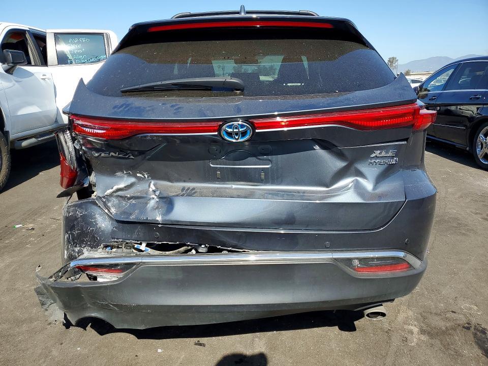 2022 Toyota Venza xle
