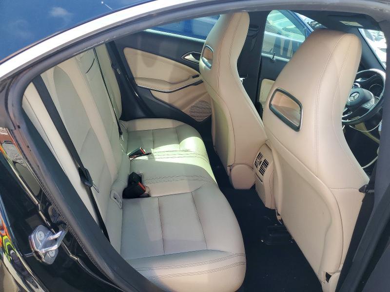 2018 Mercedes-Benz Cla 250