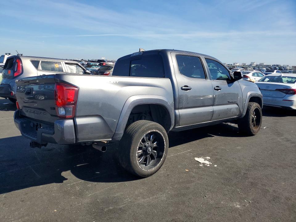 2018 Toyota Tacoma TRD Sport