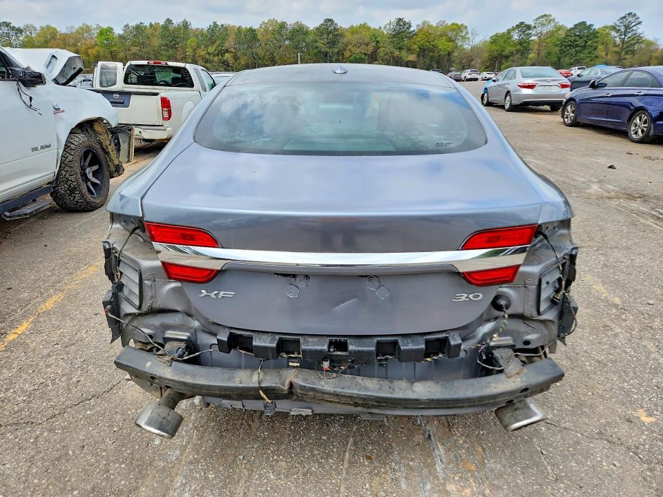 2012 Jaguar Xf Portfolio