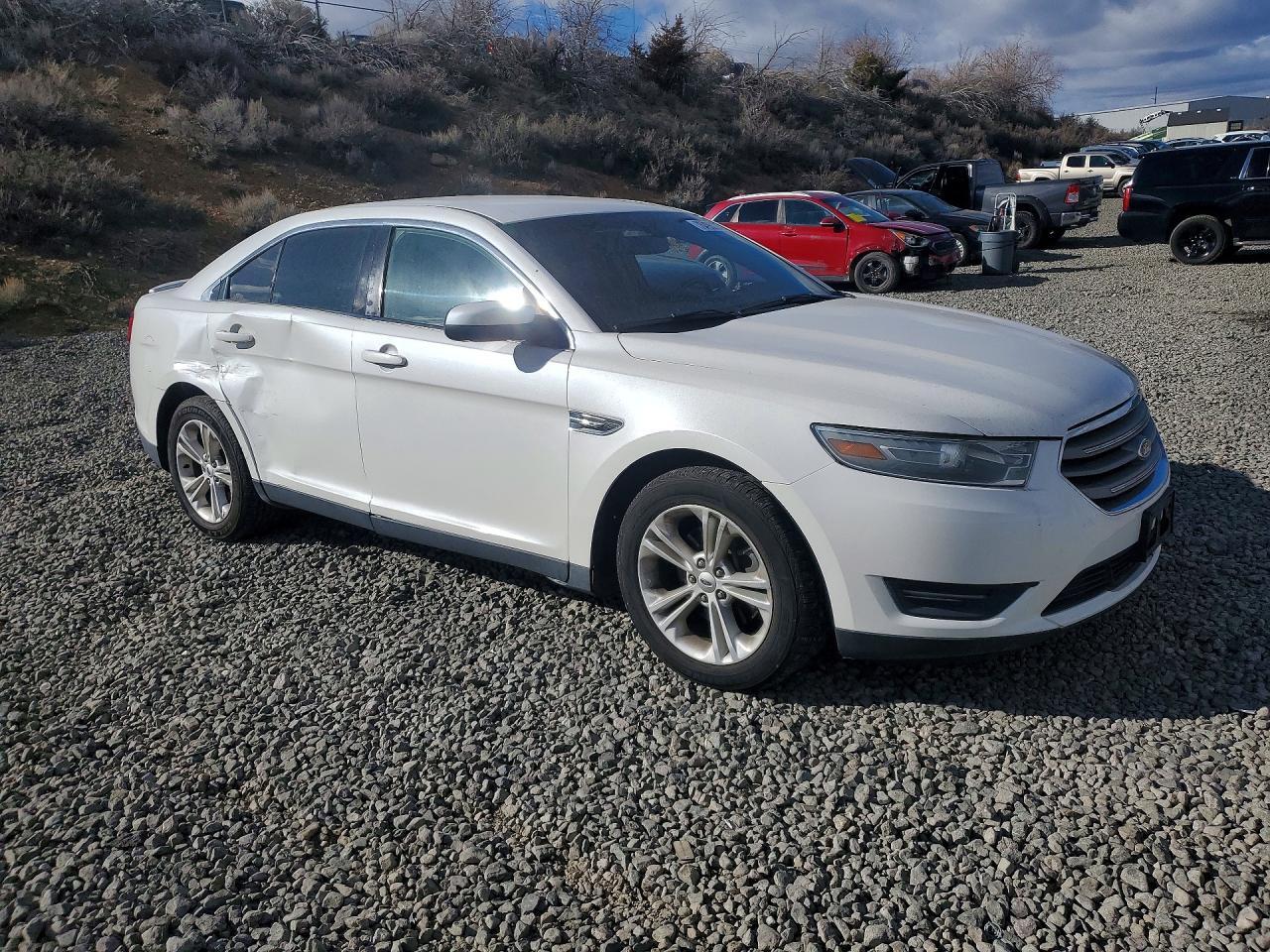 2014 Ford Taurus sel