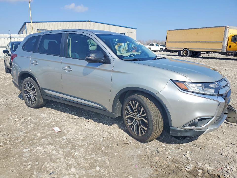 2018 Mitsubishi Outlander se