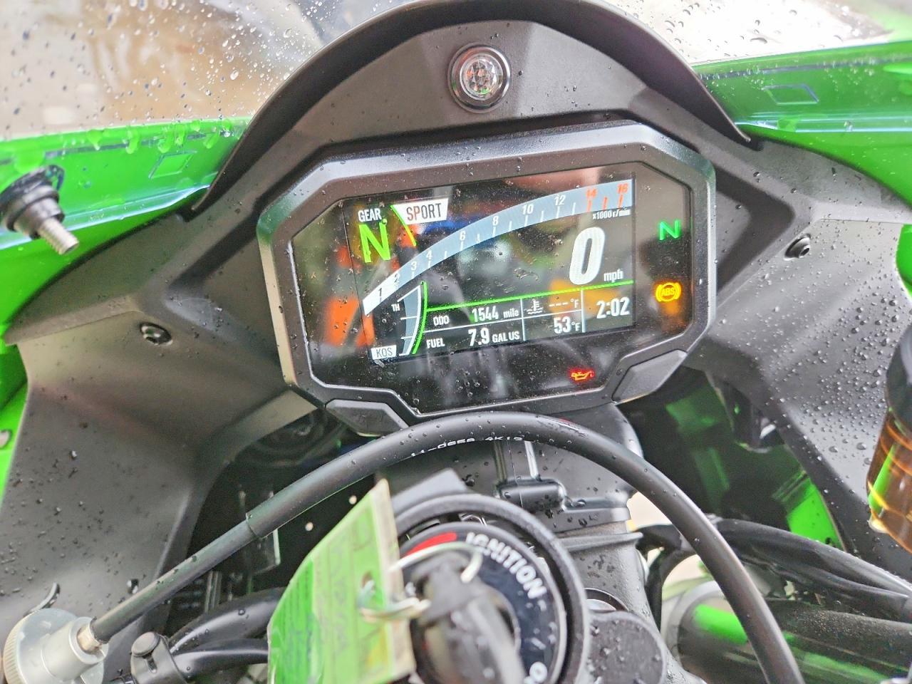 2025 Kawasaki ZX1002 L