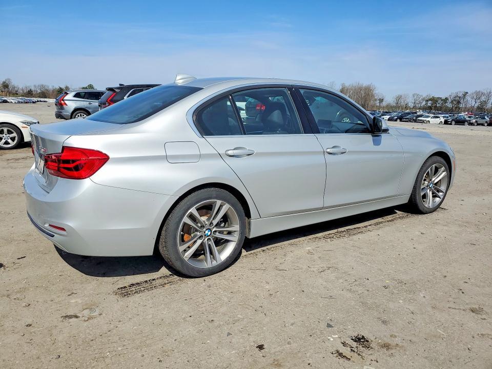 2018 BMW 330 xi