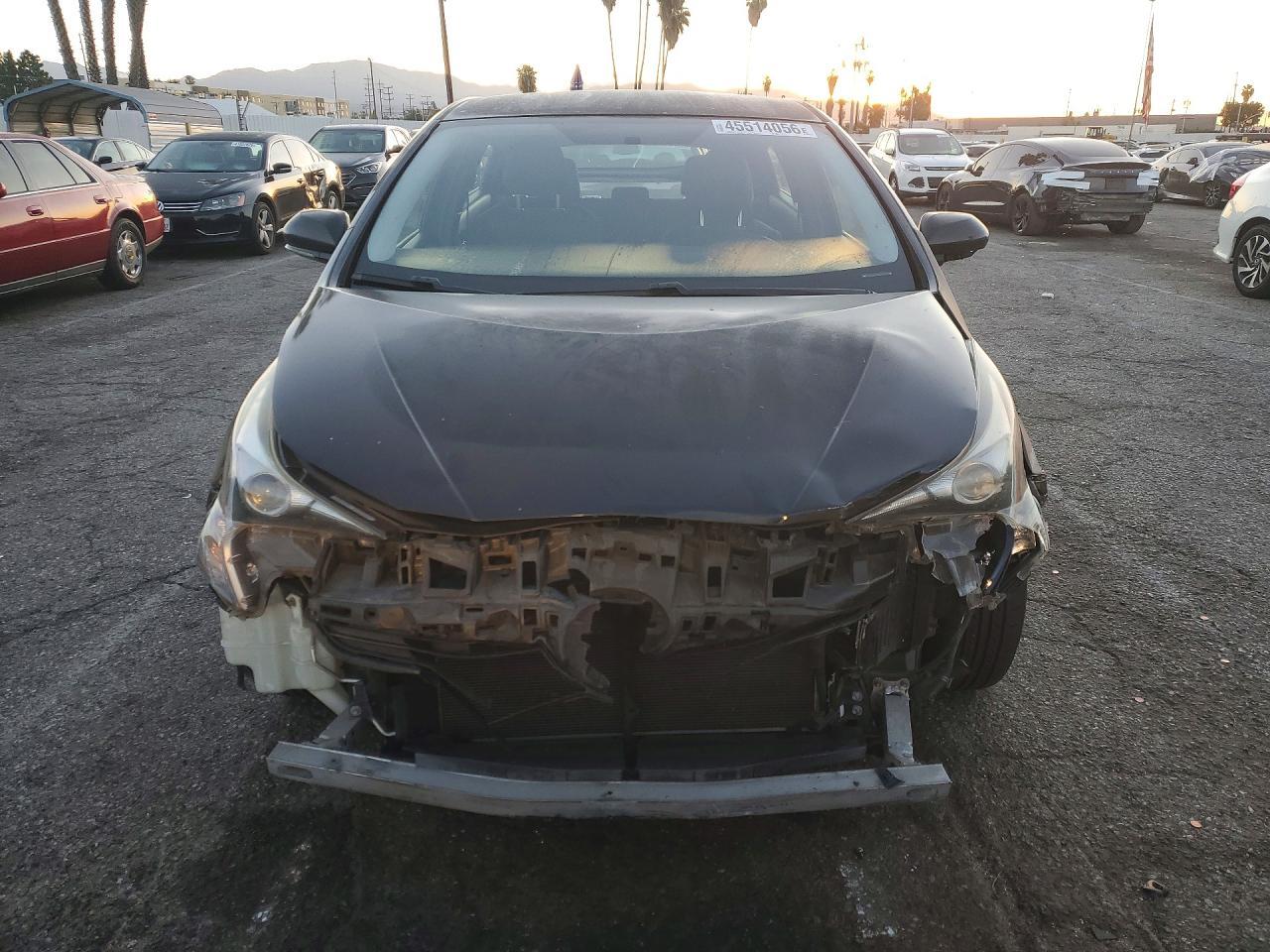 2016 Toyota Prius two