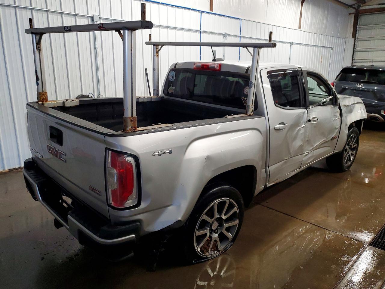 2016 GMC Canyon SLE