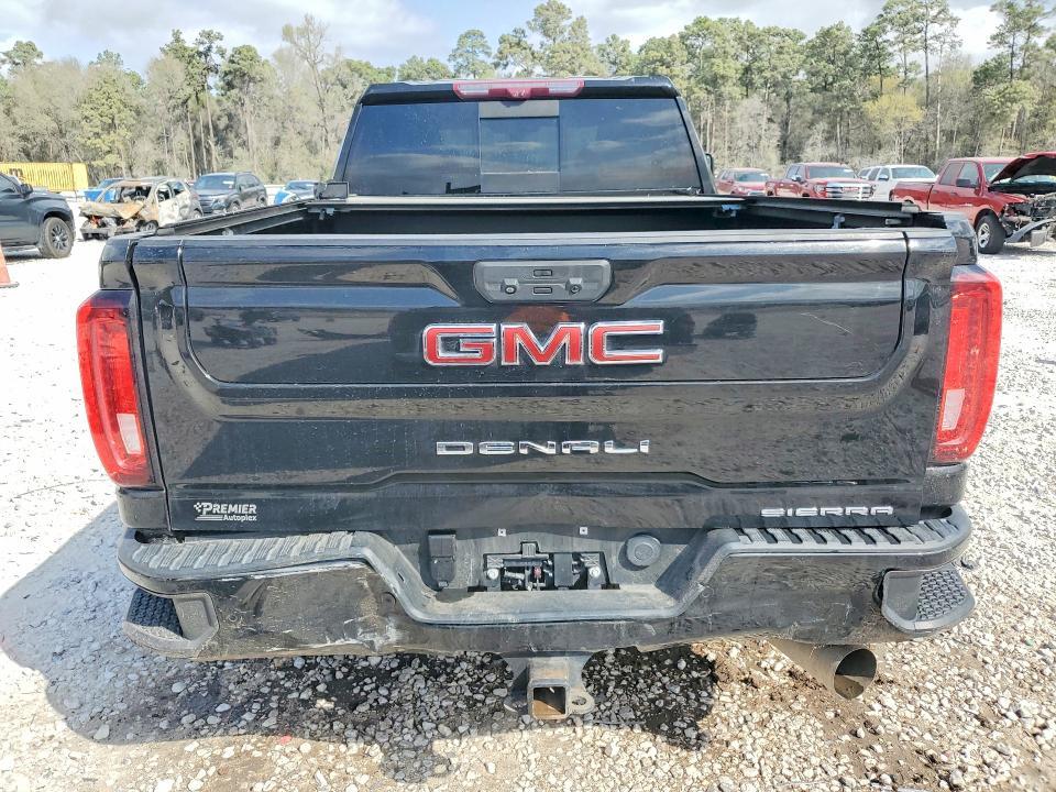 2022 GMC Sierra K2500 Denali