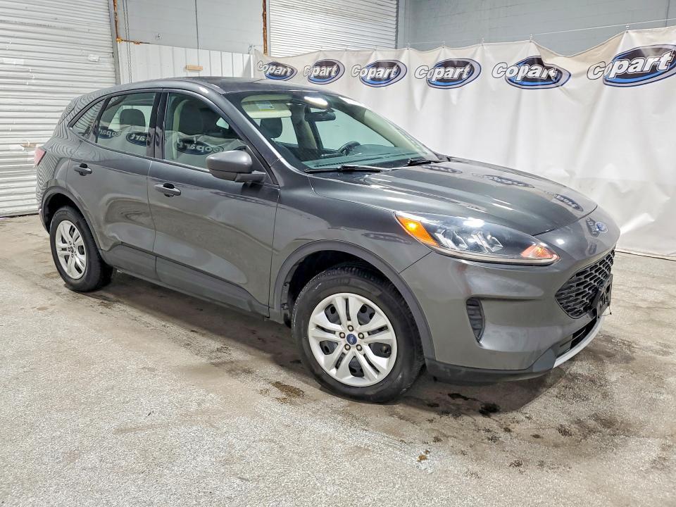 2020 Ford Escape s