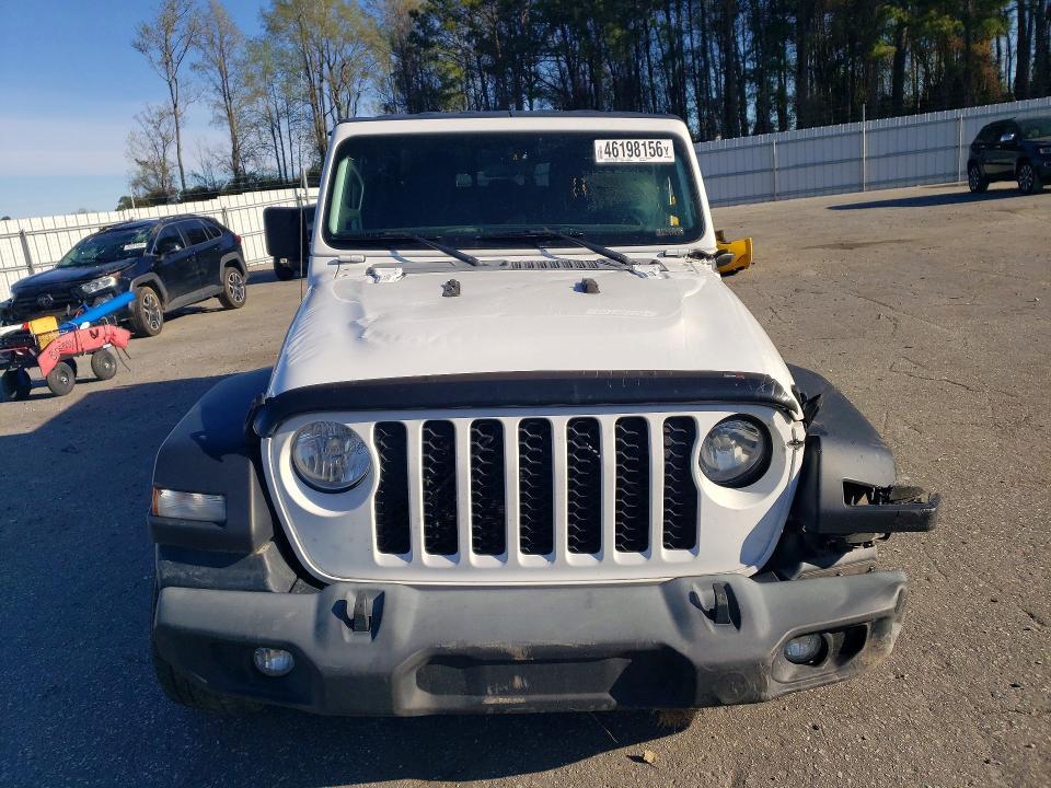 2020 Jeep Gladiator Sport