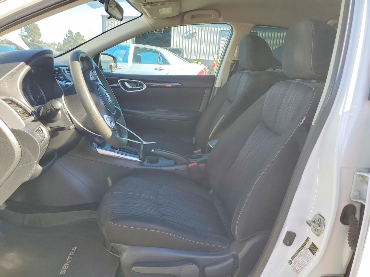 2017 Nissan Sentra sv