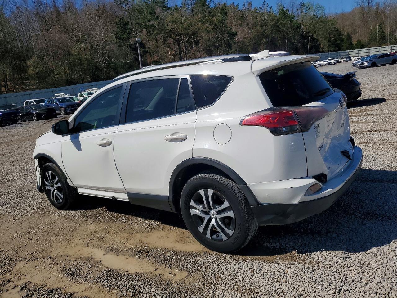 2018 Toyota Rav4 le