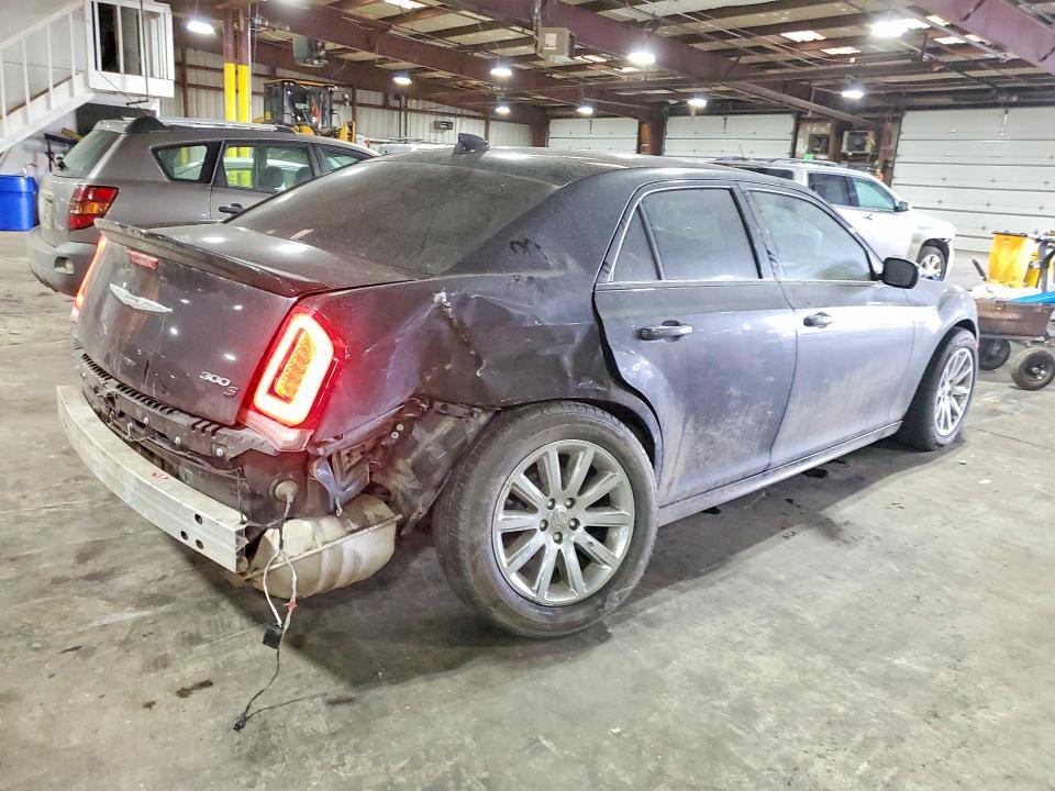 2019 Chrysler 300 s