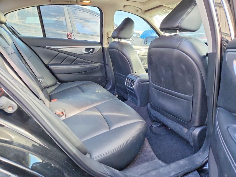 2015 Infiniti Q50 Base