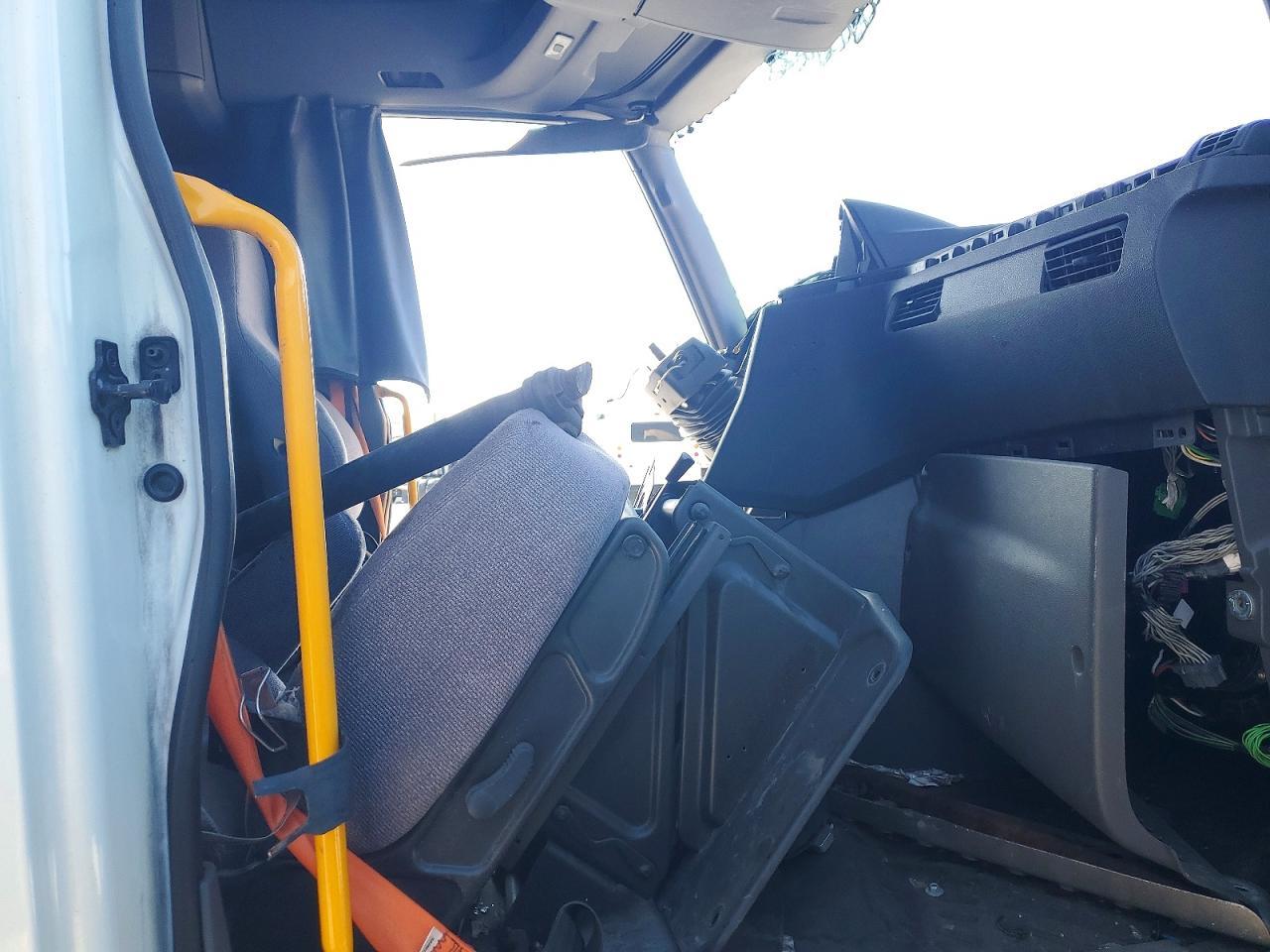 2021 International LT625-Semi Truck