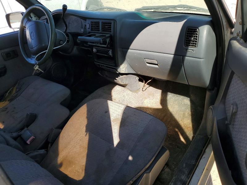 1995 Toyota Tacoma Base