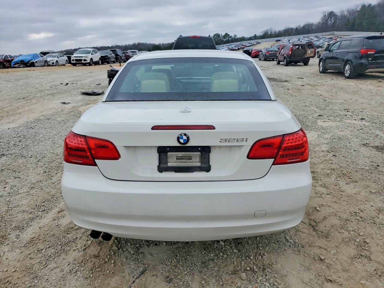 2011 BMW 328 i