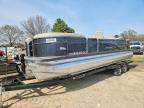 2016 Manitowoc 2016 Manitou Boat-Pontoon Boat