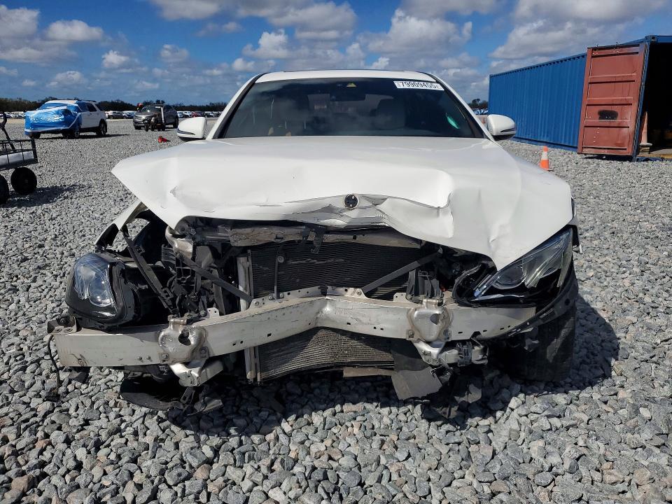 2017 Mercedes-Benz E 300