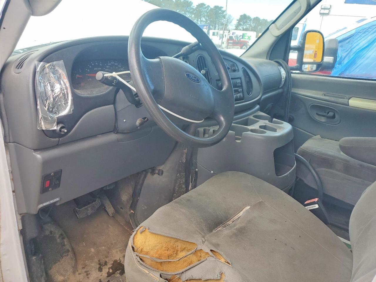 2005 Ford E350 Utility / Service Truck