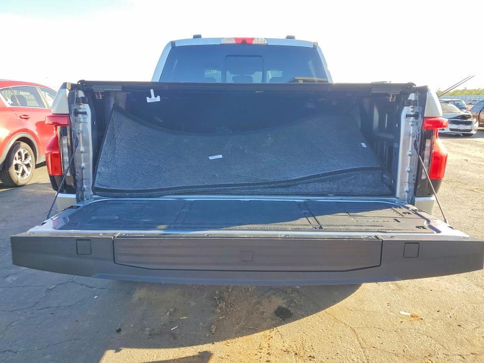 2025 Ford F150 Lightning Lariat