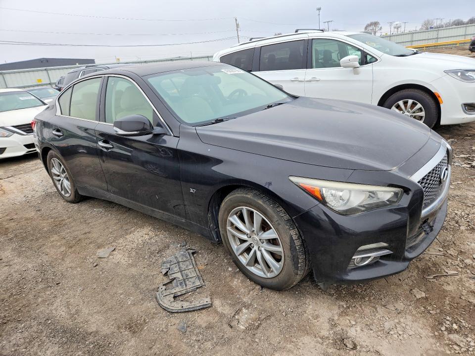 2015 Infiniti Q50 Premium