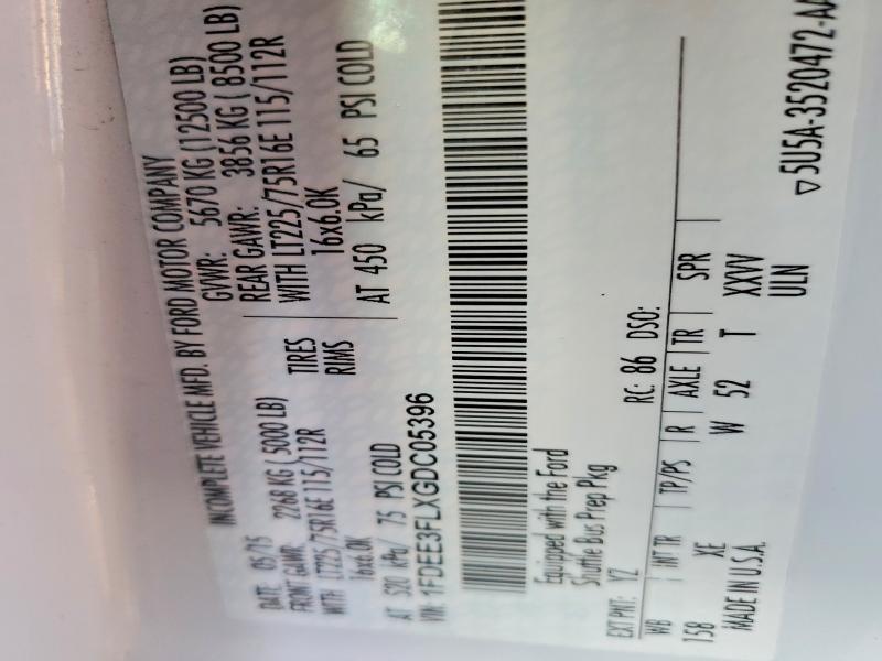 2016 Ford Econoline E350 Super Duty Cutaway Van