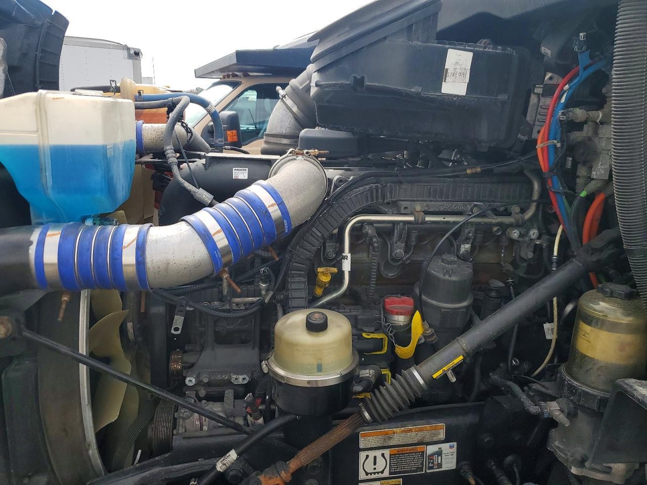 2022 Peterbilt 579 Semi Truck