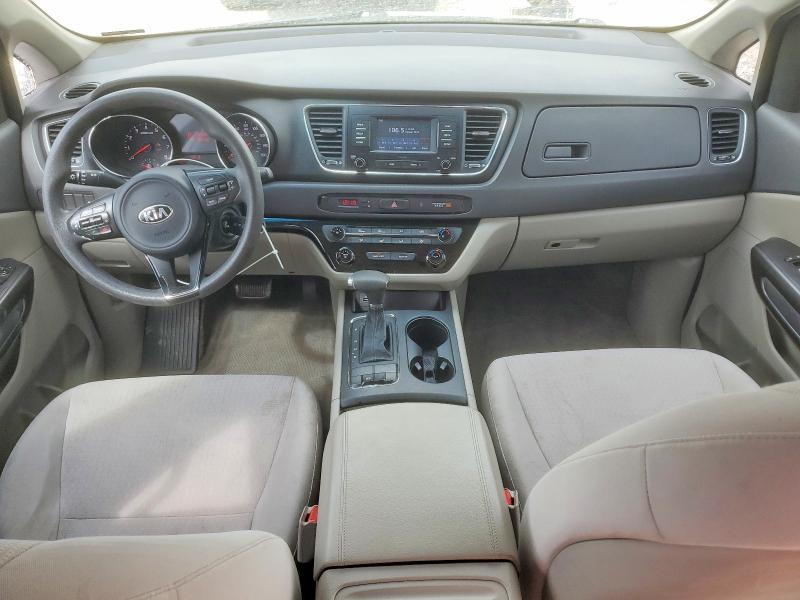 2017 KIA Sedona l
