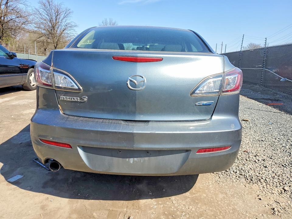 2012 Mazda 3 I