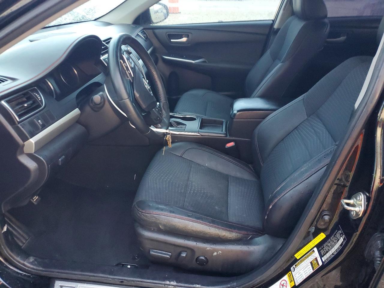 2015 Toyt Camry