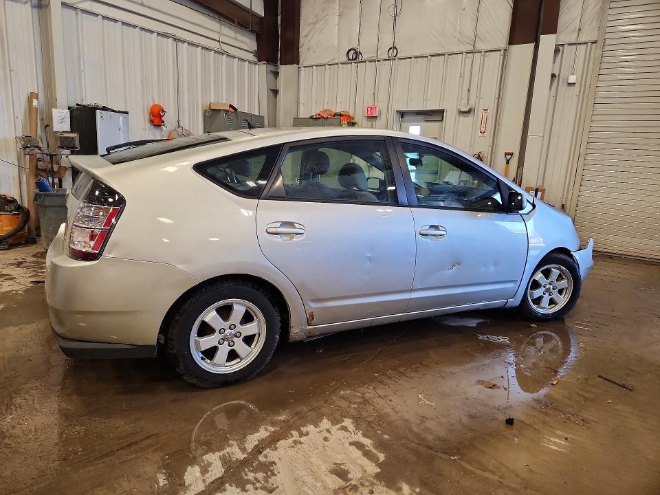 2004 Toyota Prius Base