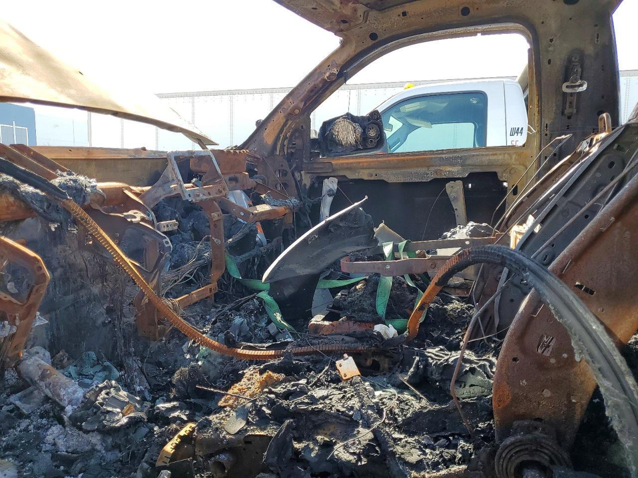 2012 Dodge RAM Chassis Cab Rollback Truck
