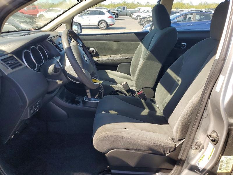 2011 Nissan Versa 1.8 s