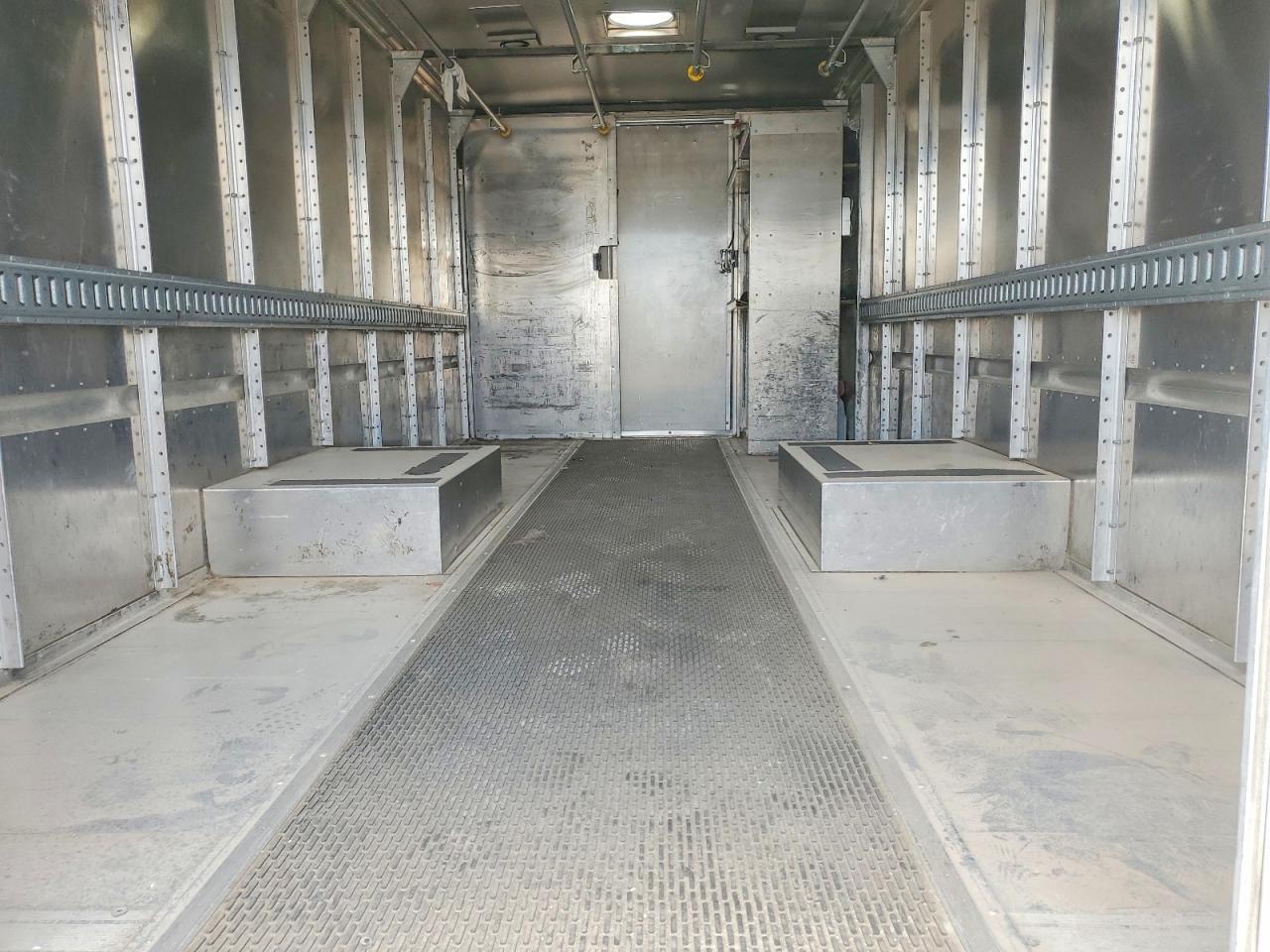 2013 Freightliner MT45 Chassis Delivery Truck