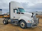 2016 Kenworth T680 Semi Truck