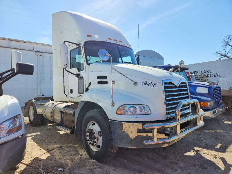2014 Mack CXU612 Semi Truck