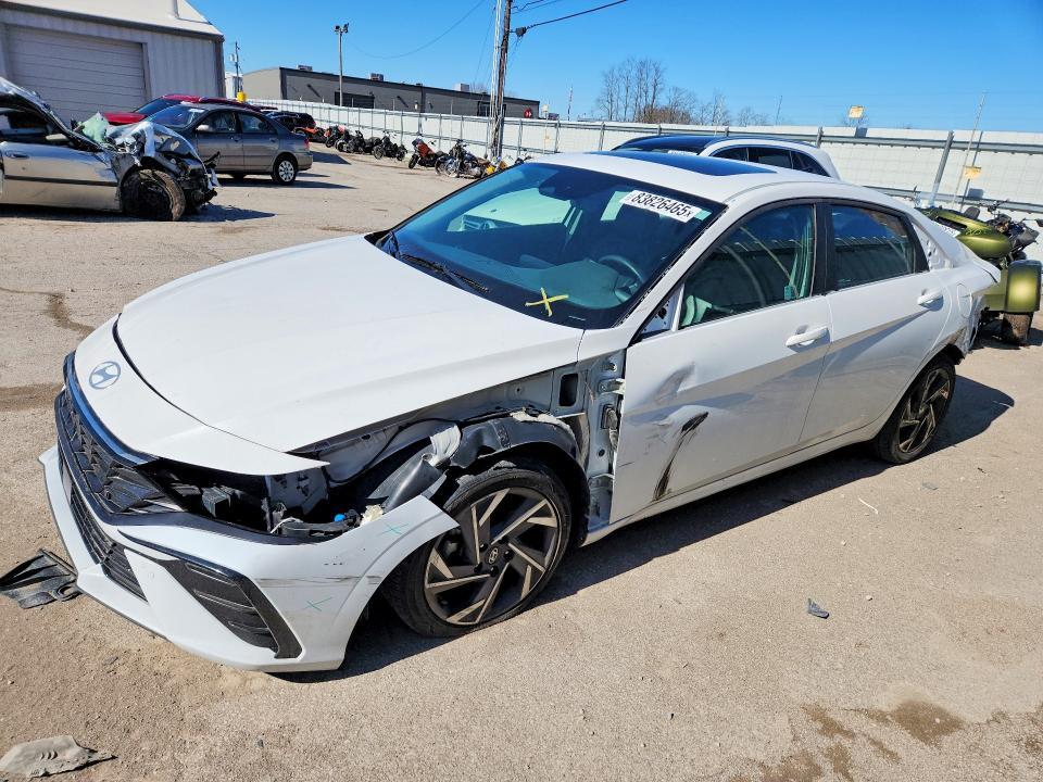 2024 Hyundai Elantra Limited