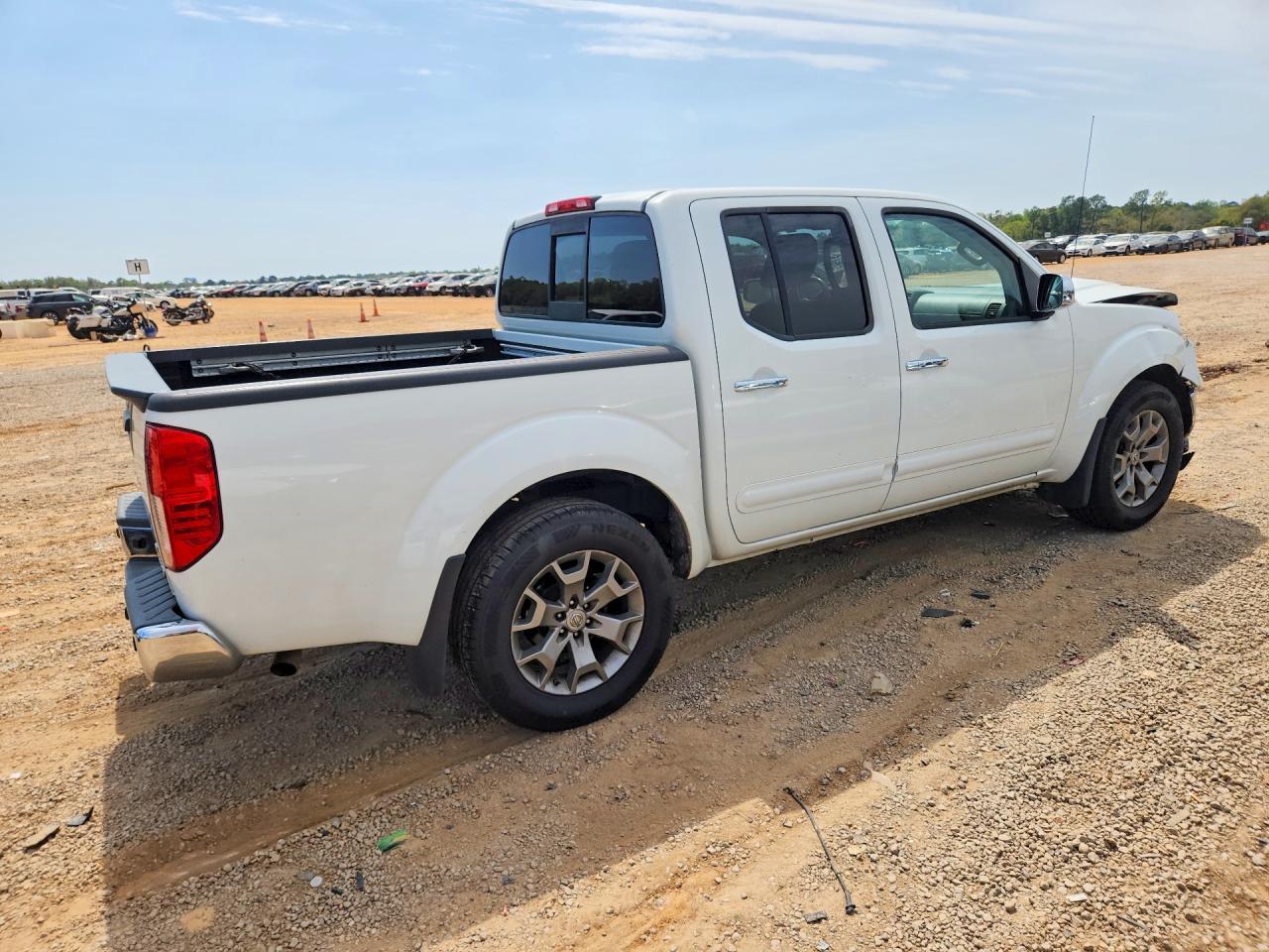 2019 Nissan Frontier SL