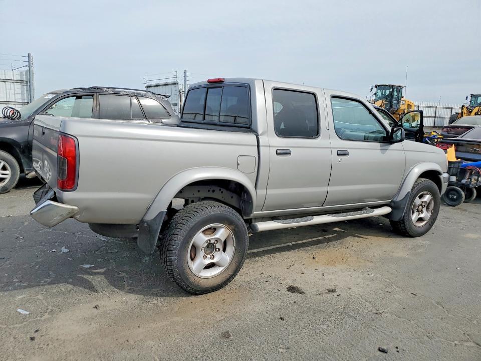 2000 Nissan Frontier XE