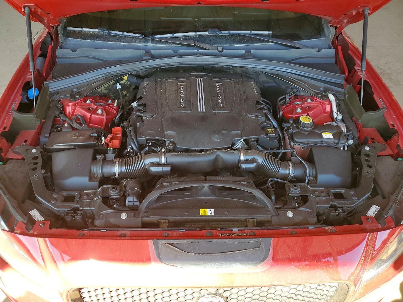 2018 Jaguar F-pace Premium