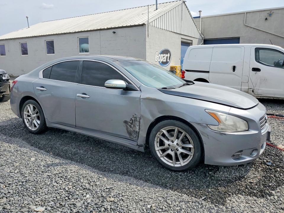 2009 Nissan Maxima 3.5 s