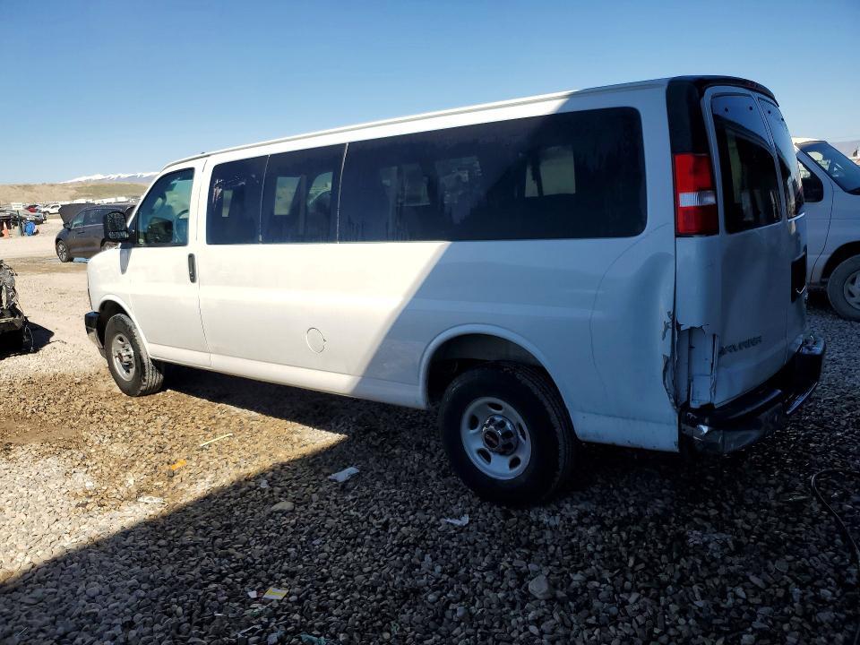 2025 GMC Savana G3500 LT