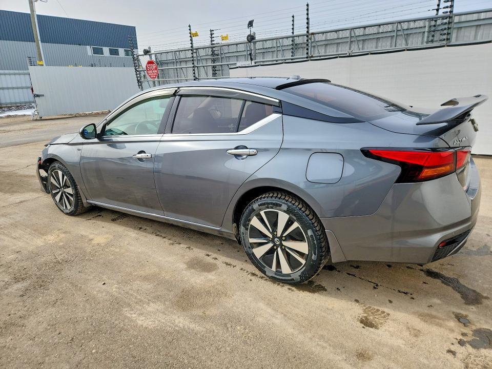 2020 Nissan Altima