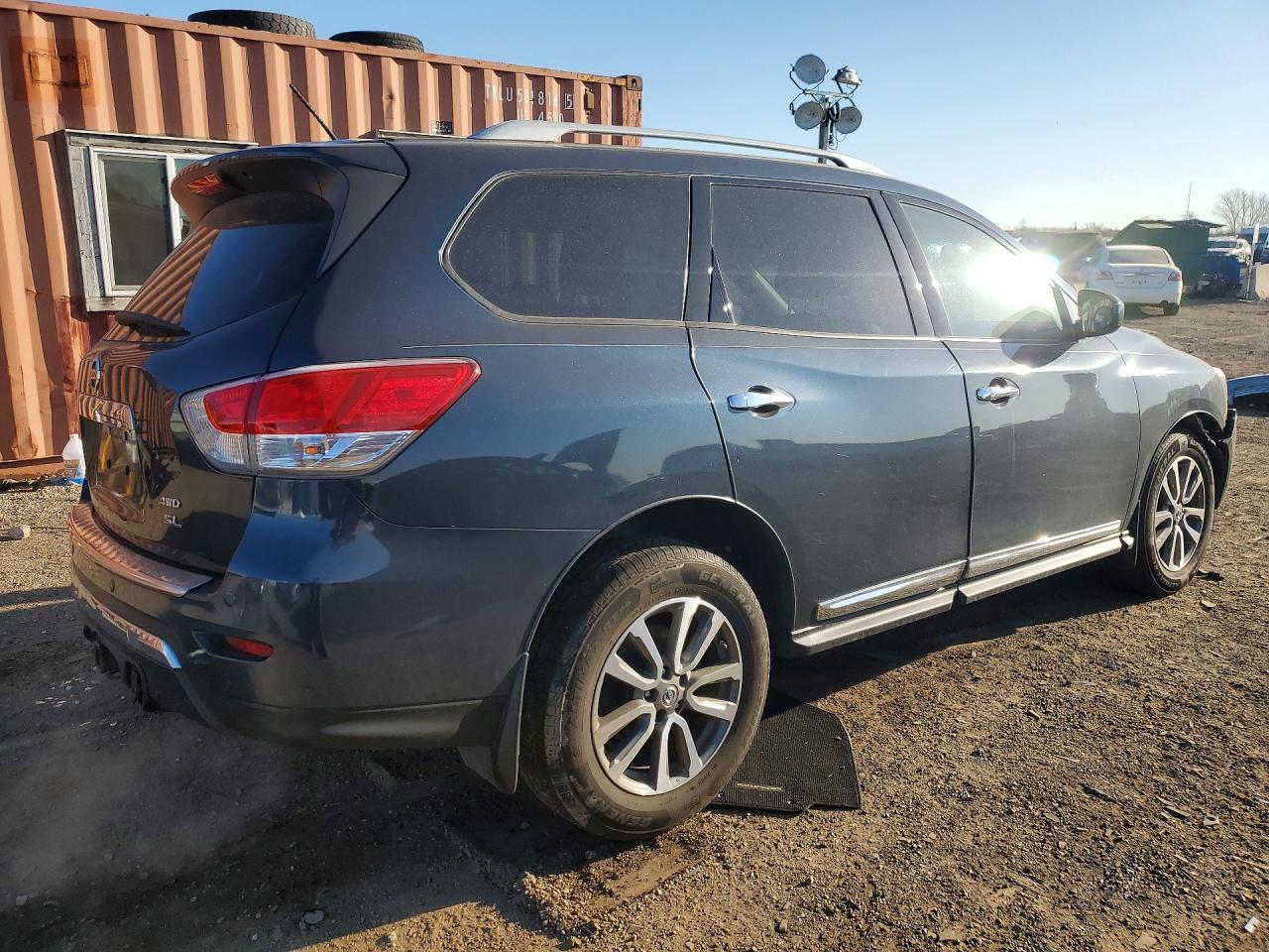 2013 Nissan Pathfinder s