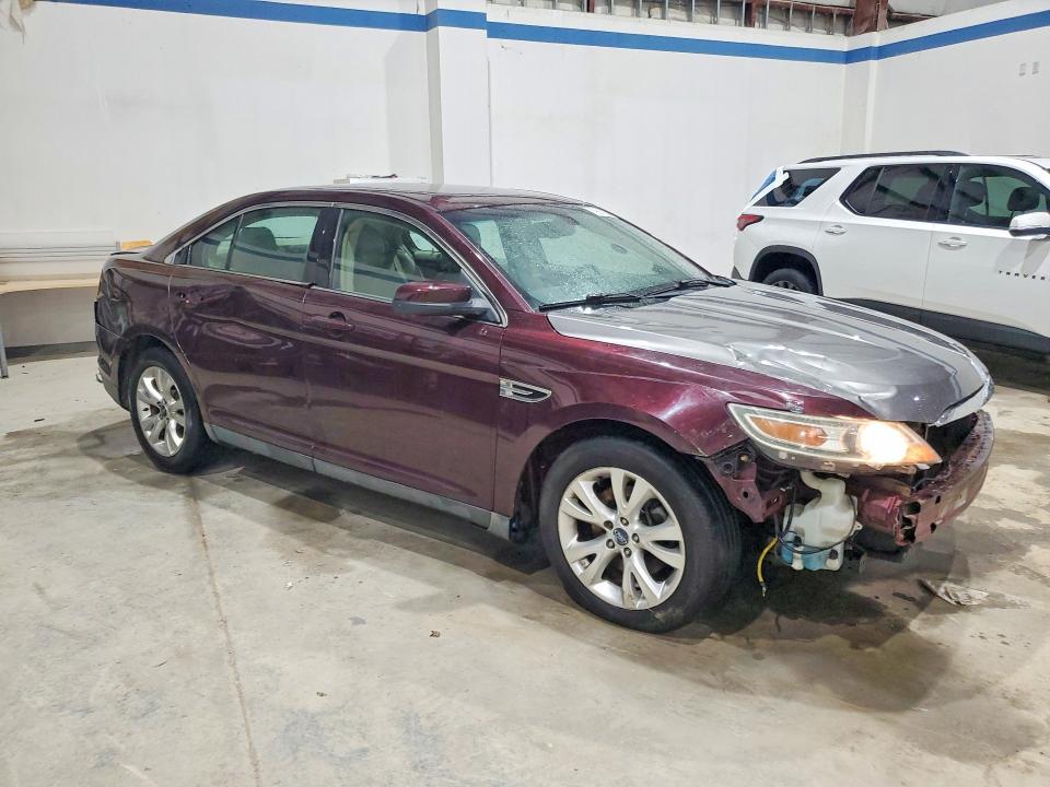 2011 Ford Taurus sel