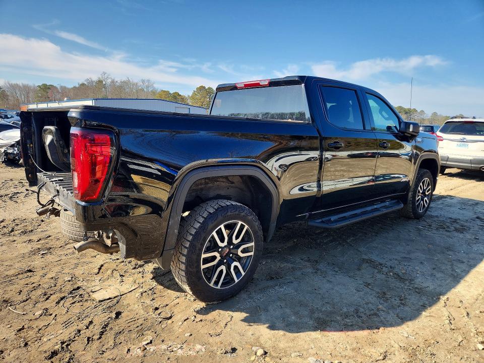 2024 GMC Sierra K1500 AT4